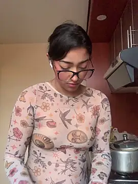 LilithMonette webcam