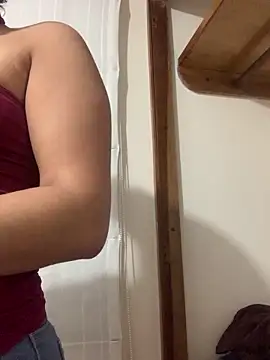 LilithMonette webcam