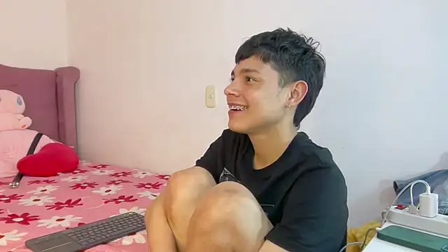 Andy_Belier23's live cam