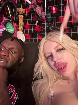 Steffi_Snowbunny live sex cam