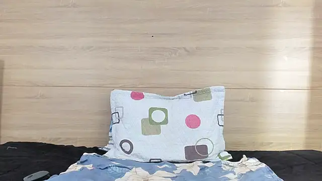 bulma_bambina_ webcam