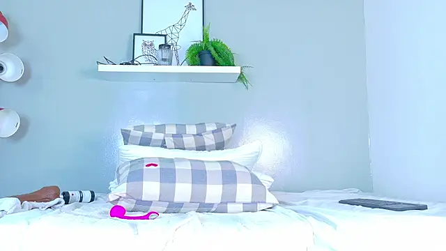 SeleneGibson__ webcam