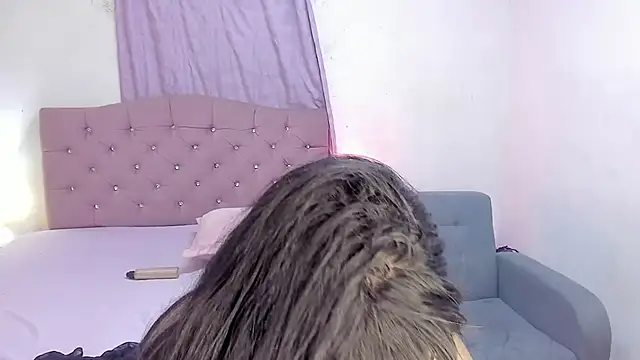 Latinabombsheell webcam