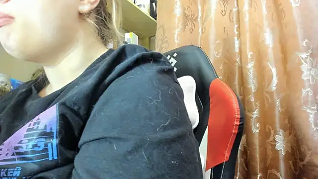 Seductive_She_Wolf webcam