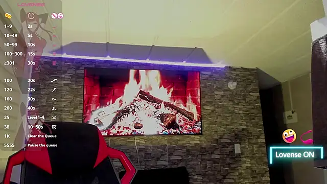 Charlotte_greys webcam