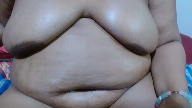 AuntyBigMadam87 webcam
