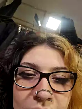 whatevaandissues webcam