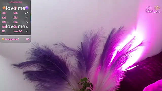 Zoley_eyes888 webcam