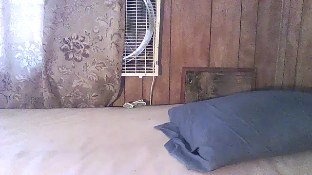 luke_thighwalker2469 webcam