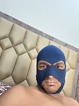 Mysterious_Harry webcam