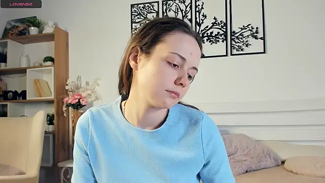 MalvinaTrafford webcam