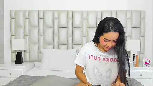 paola_katy_dicks webcam