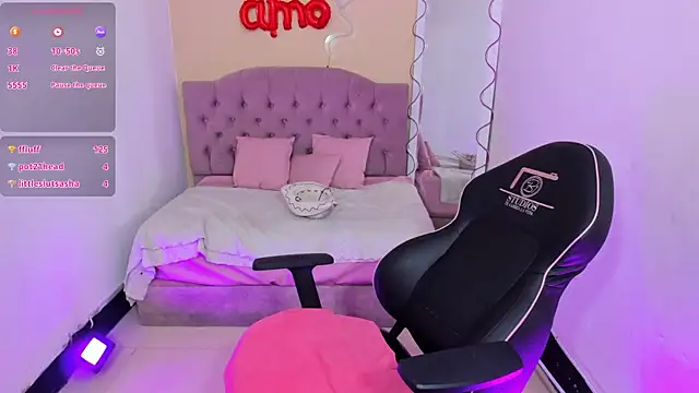 KATHERINE_TAY webcam