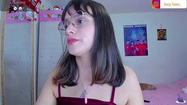 Lucyy-hess webcam