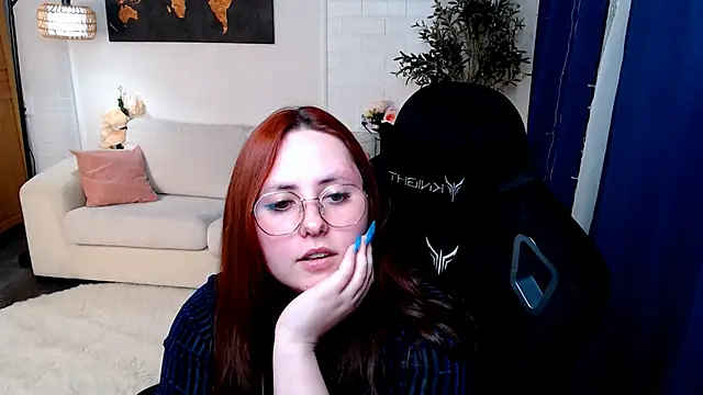 Hennessy_bunny webcam