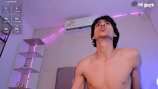 cheys_mast (M twink) - bunny abs and chest