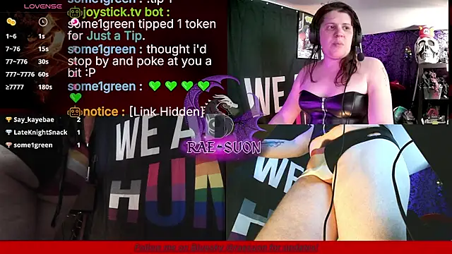 Rae-Suon live sex cam