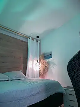 halaaa_1 - Halaaa_1's free webcam - UK Sex Cams