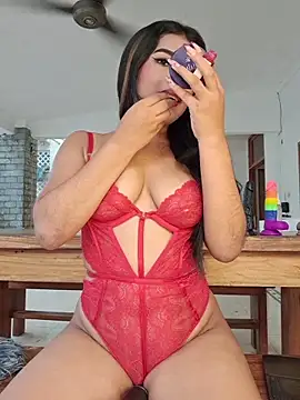 jenifer_em - Jenifer_em's free webcam - UK Sex Cams