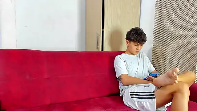 willy_sexxx18 webcam