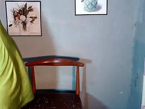 TS_gorgeousJhem webcam