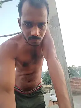 Daddyishere_19 webcam