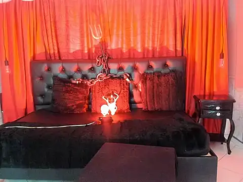 Lilith_madame_satan webcam