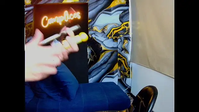 Scarlet_Corleone webcam