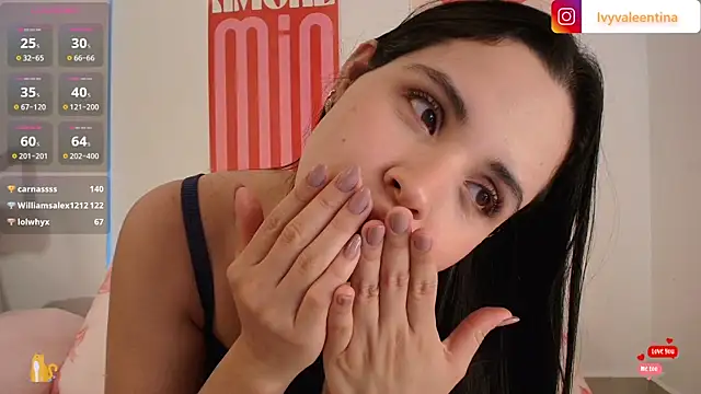 IvyValentine webcam
