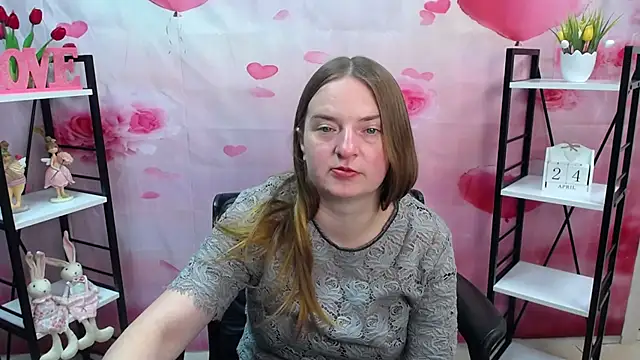 freyadak - FreyaDak's free webcam - UK Sex Cams