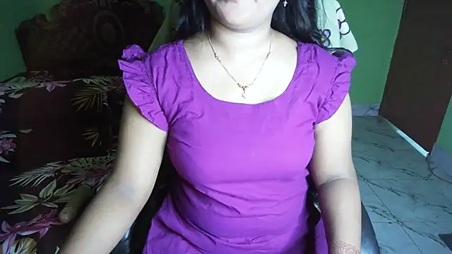 BengaliQueenStar webcam