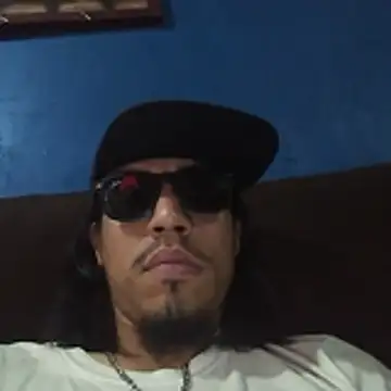 AlexAlejandro13 webcam