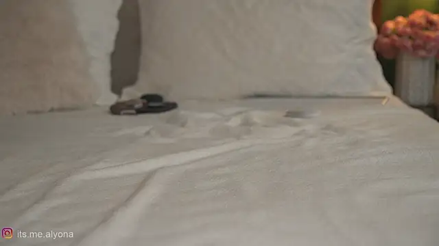 alyonaqueen_ (F young) - may i cum for you darling?...