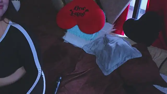 naatashamendozaa webcam