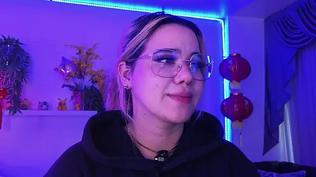 albaismynameX webcam