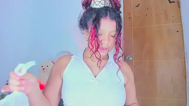 Emily_Coper18 webcam