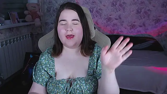 Estelle_Hicks webcam