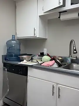 latina_curvy22 webcam