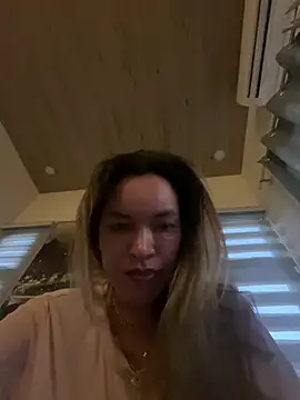 TemptingAngela webcam