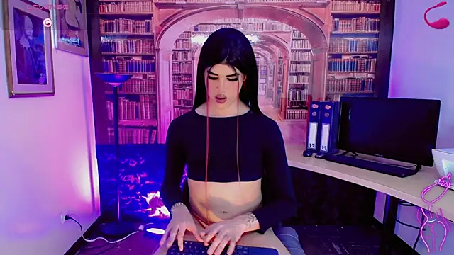 Alexa_and_Aranza_ webcam