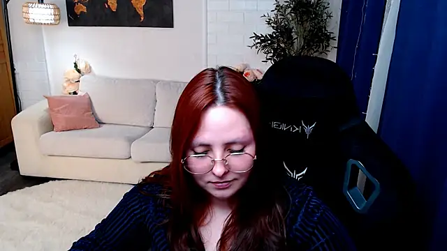 Hennessy_bunny webcam