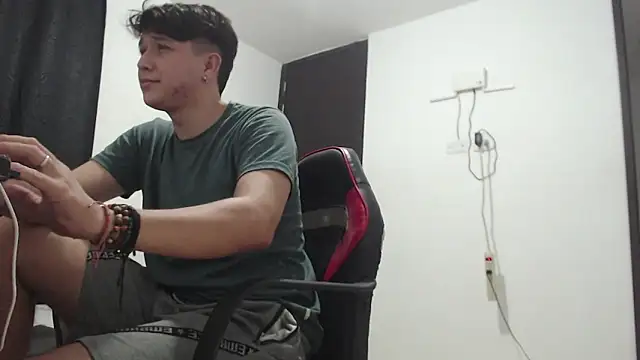 Lucifeeeer_666 webcam