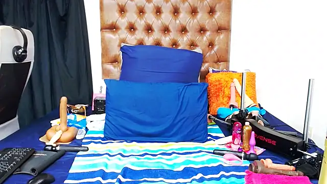 Freakyslut-39 webcam