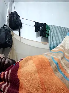 Bd-69-hot-couple webcam