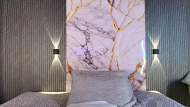 big_tits_in_your_face webcam