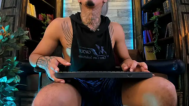 Donovan_Desmond webcam