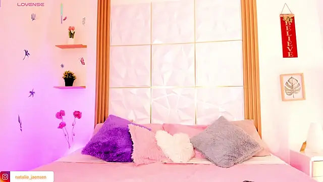 natalie_jaensen webcam