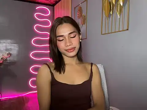 Lovelynikki03 webcam