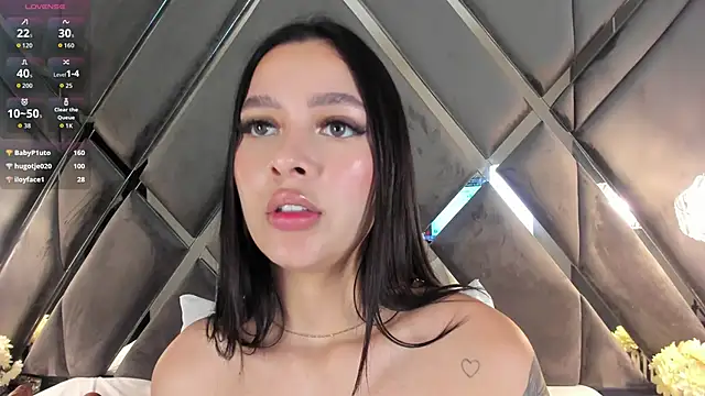 Ivonne_Millerr webcam