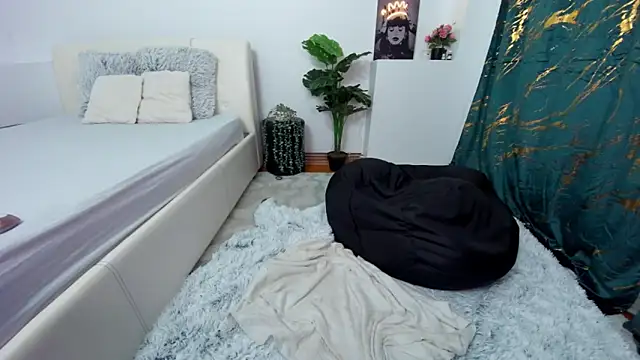 innocent_eva1 webcam